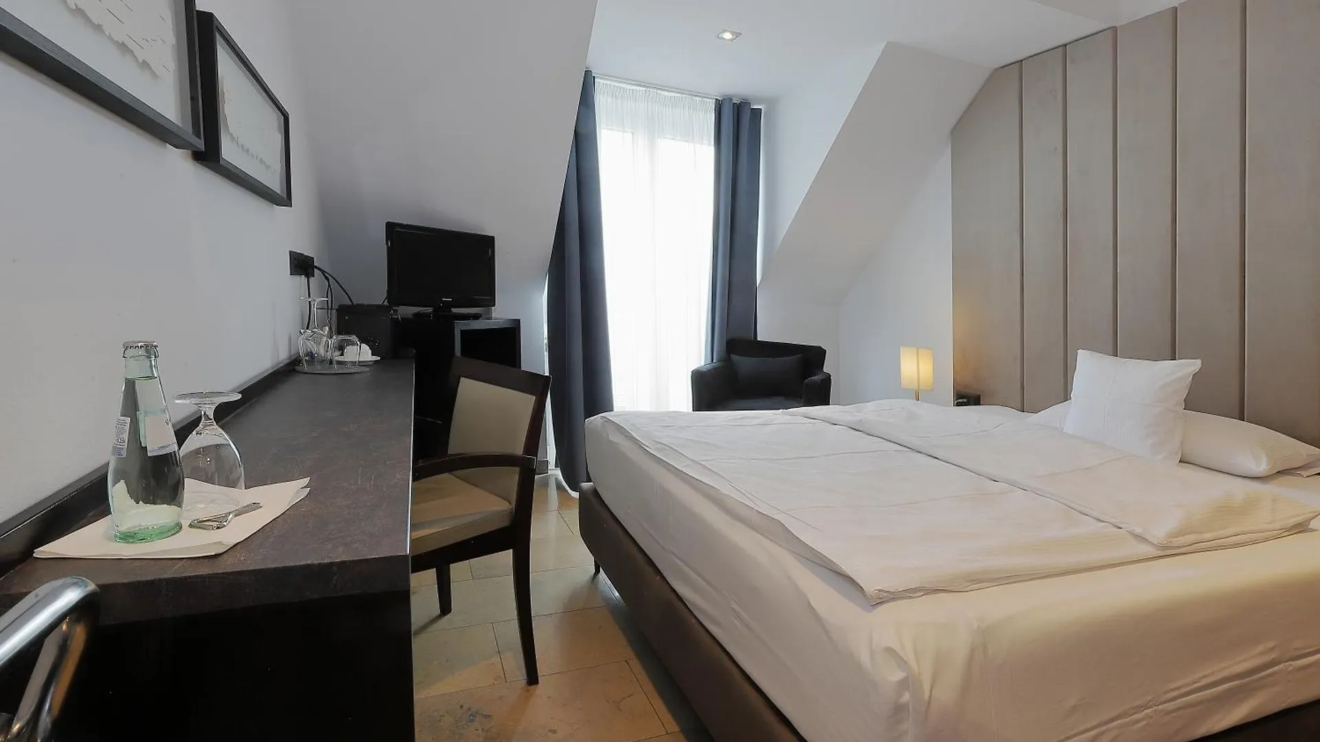Devin Art Hotel Düsseldorf
